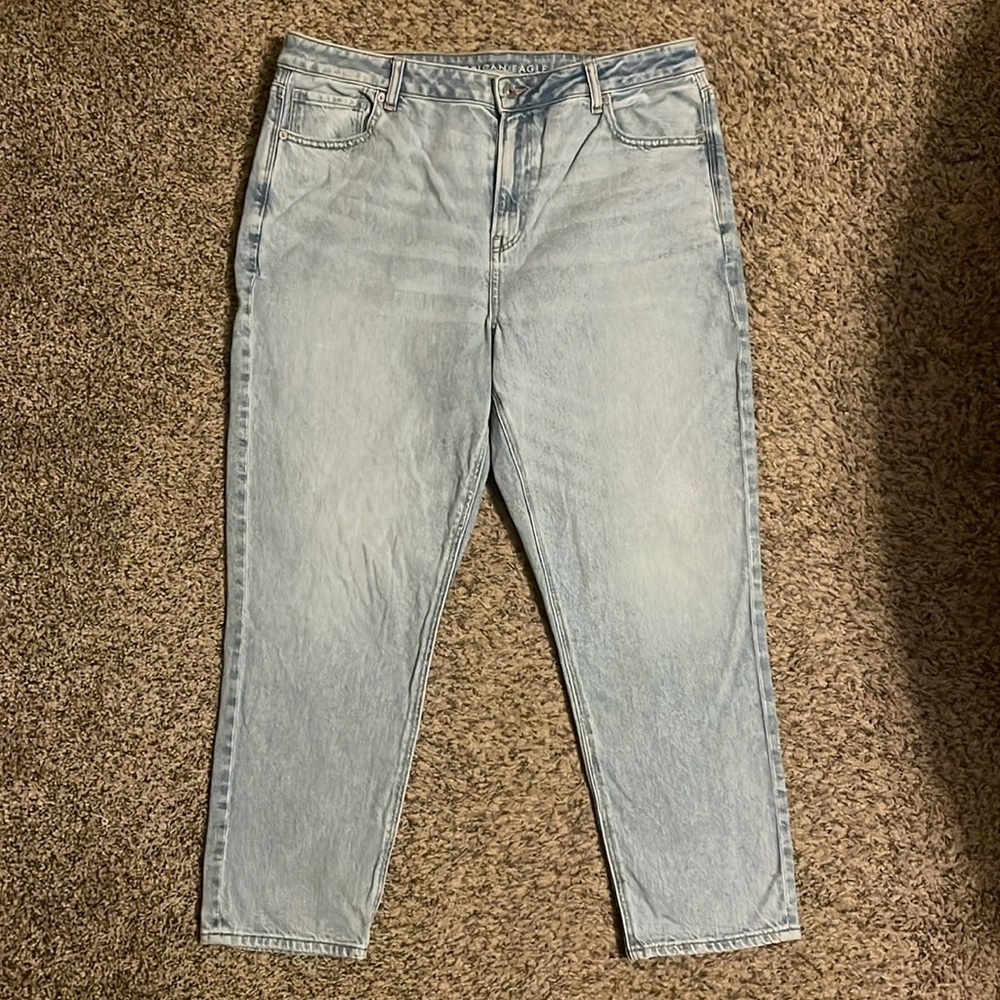 American Eagle Mom Jean -size 16 short